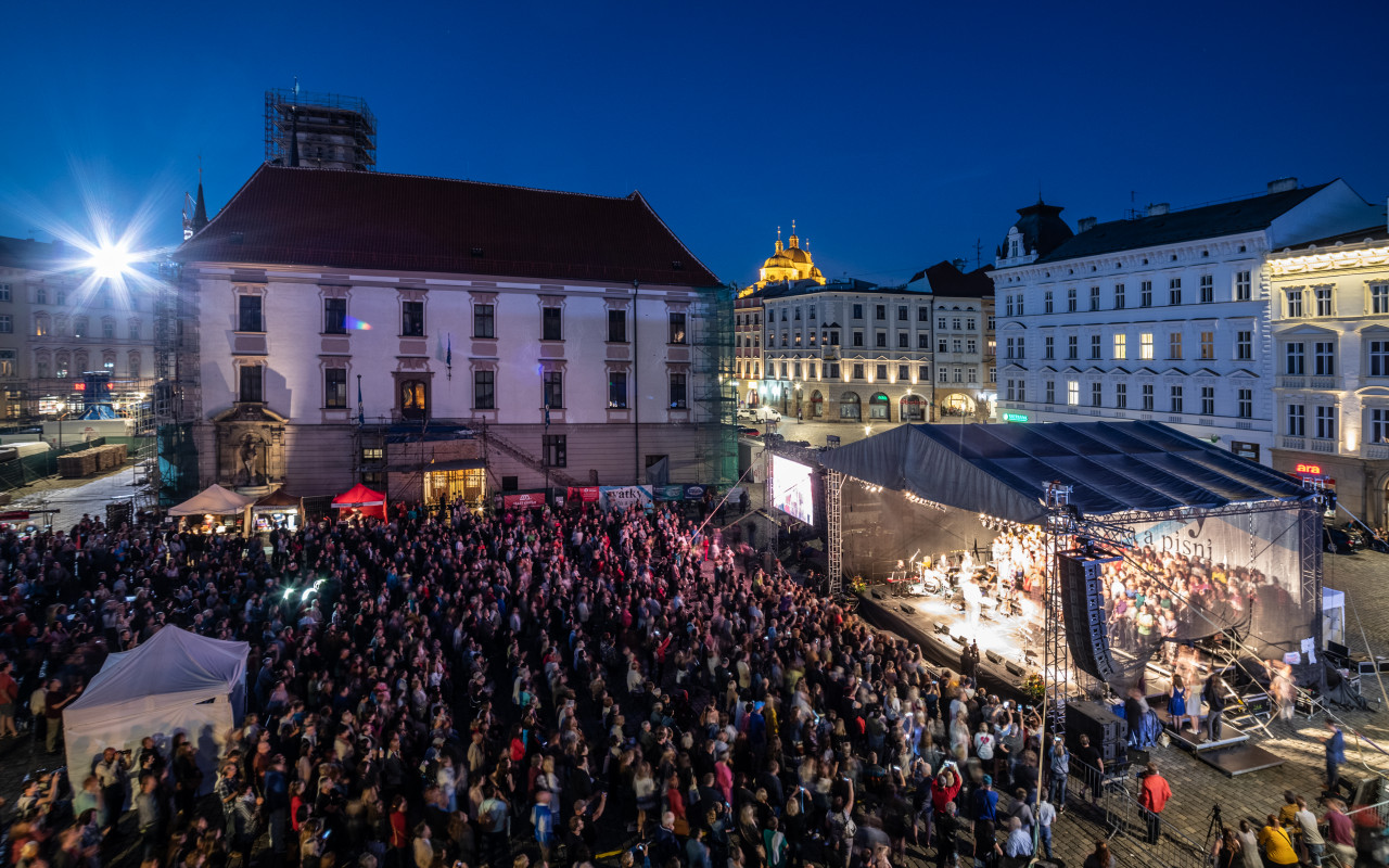 Zpěv a radost - podpořme festival Svátky Písní