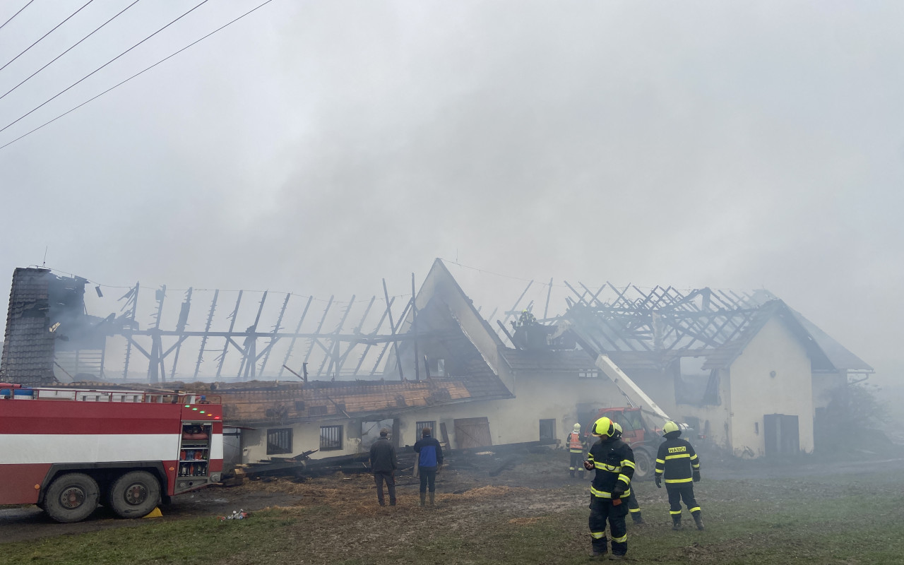 Přispěli jste na výstavbu nové stáje pro dobytek po požáru