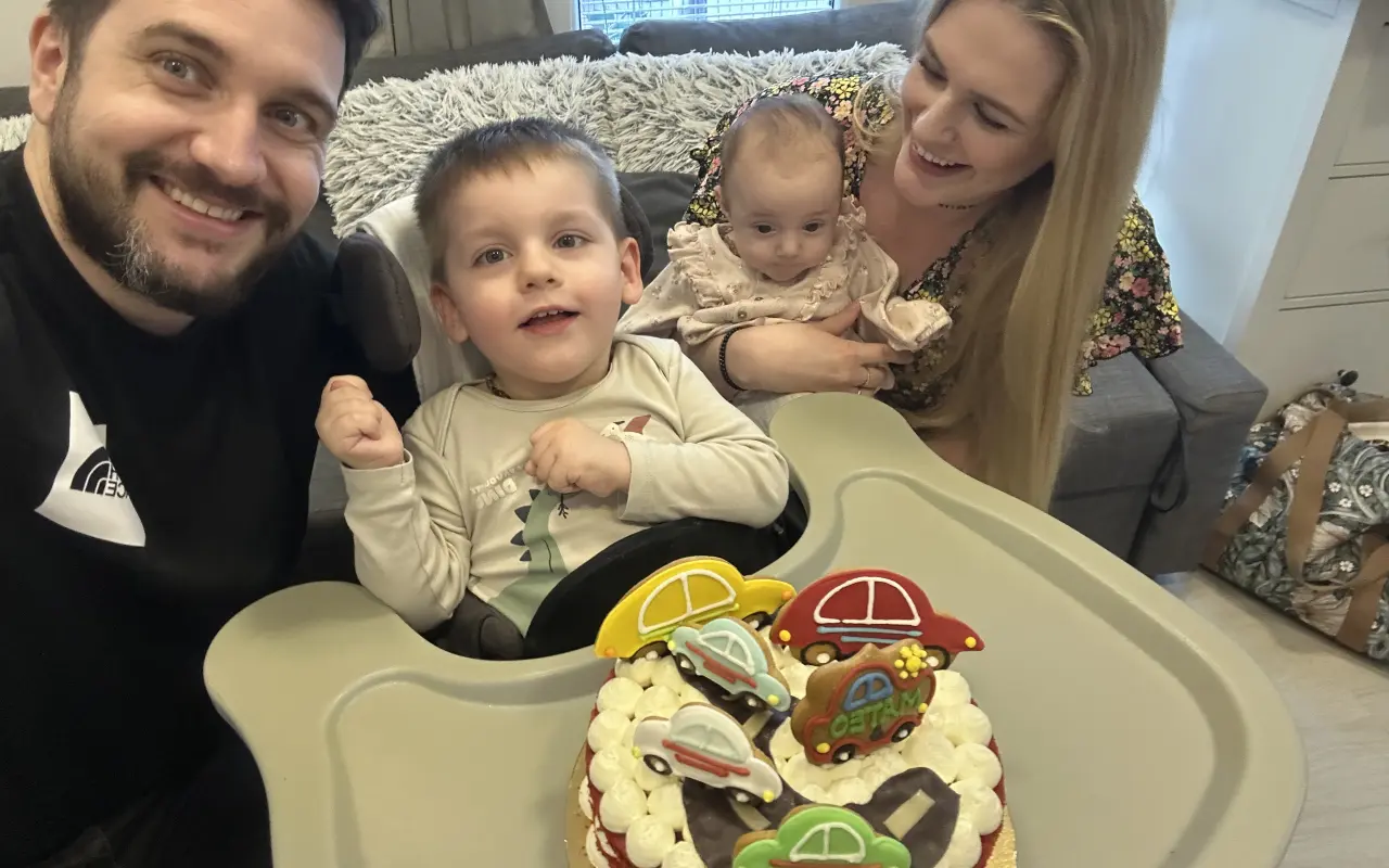 Pomohli jste Máťu postavit na nohy