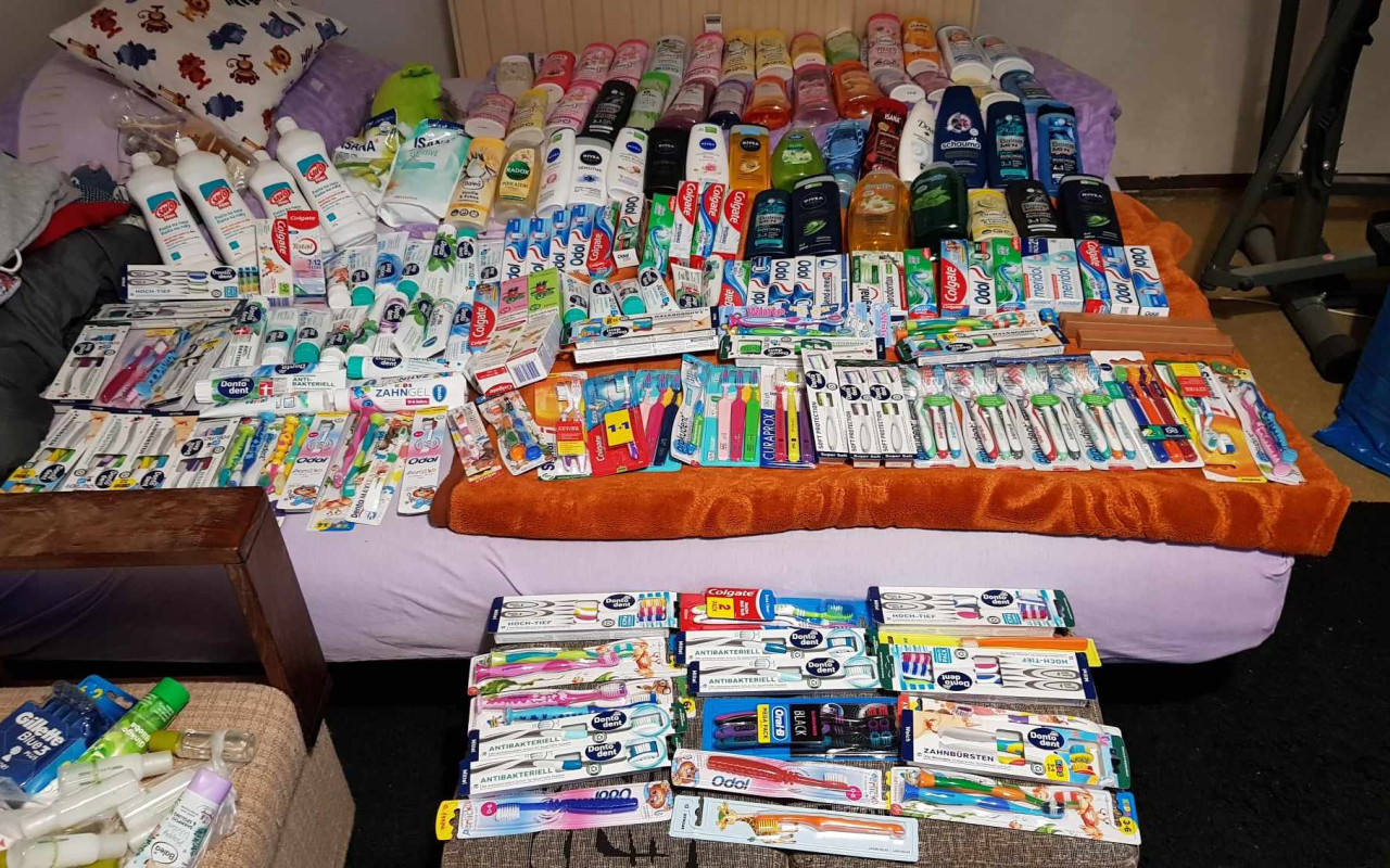 Sanitky pro ukrajinskou frontu