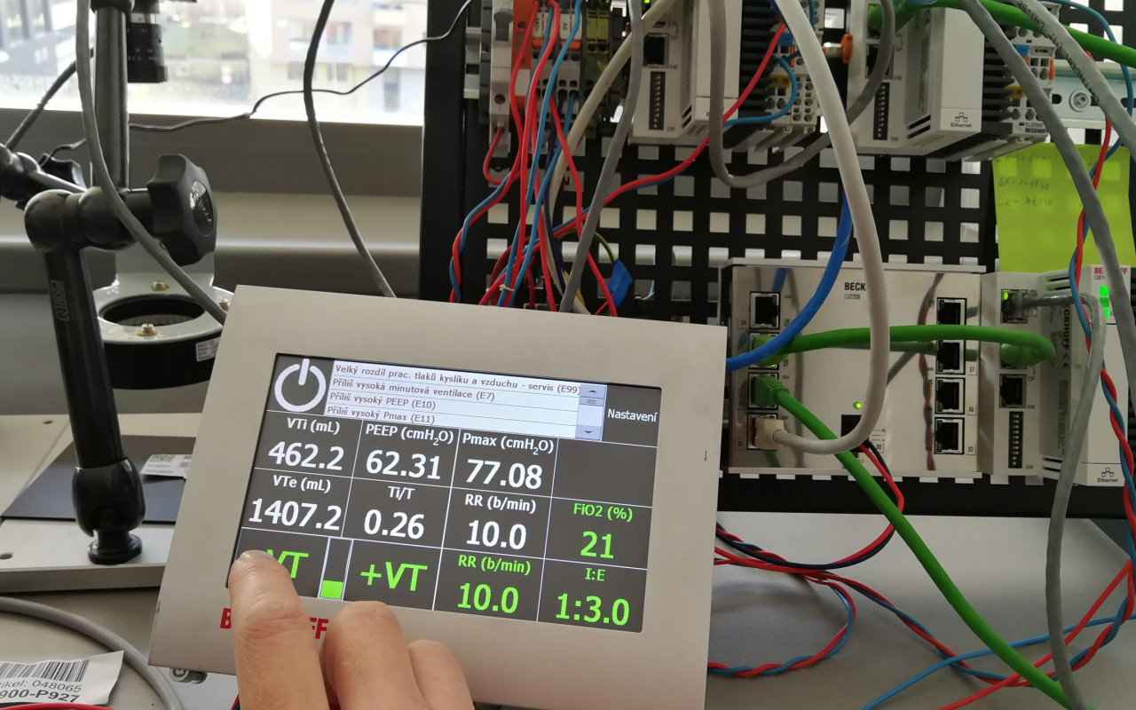 Pomohli jste zajistit plicní ventilátory CoroVent do (nejen) českých nemocnic