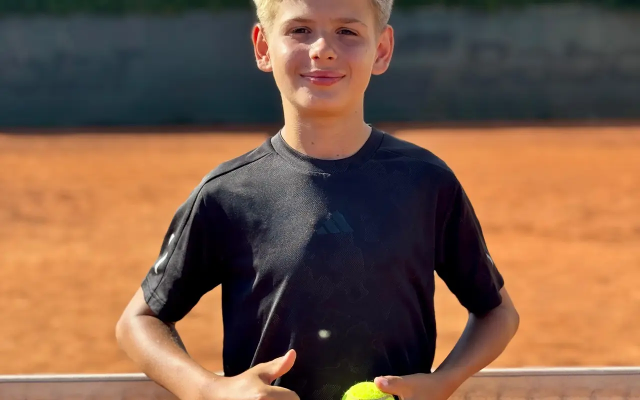 🎾 Pomozme českému talentu dobýt světový tenis