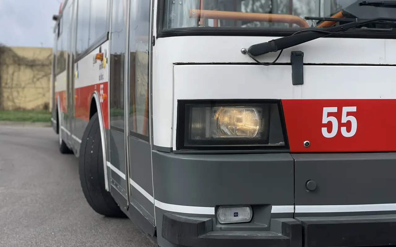 Pomohli jste dopsat příběh Karkulky – posledního jihlavského trolejbusu Škoda 21 Tr