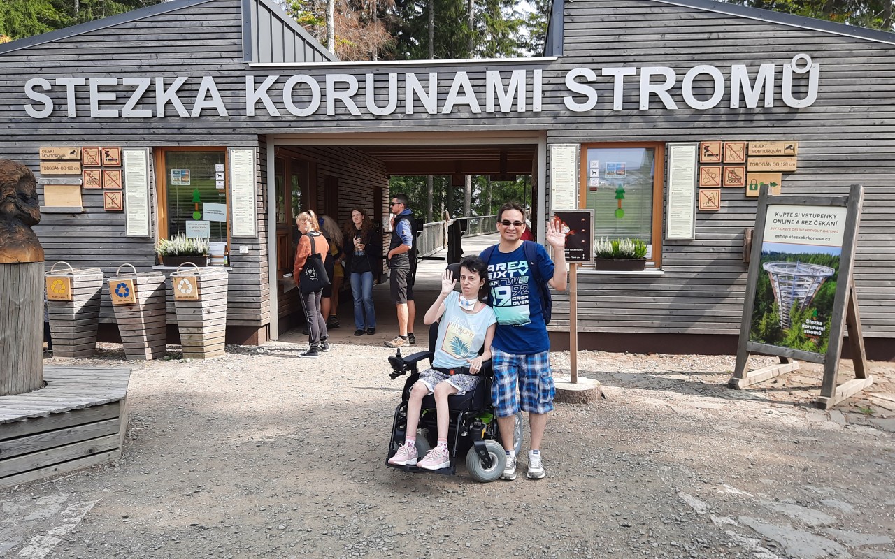 Pomohli jste Evičce důstojně žít i s handicapem a zachránit pejska