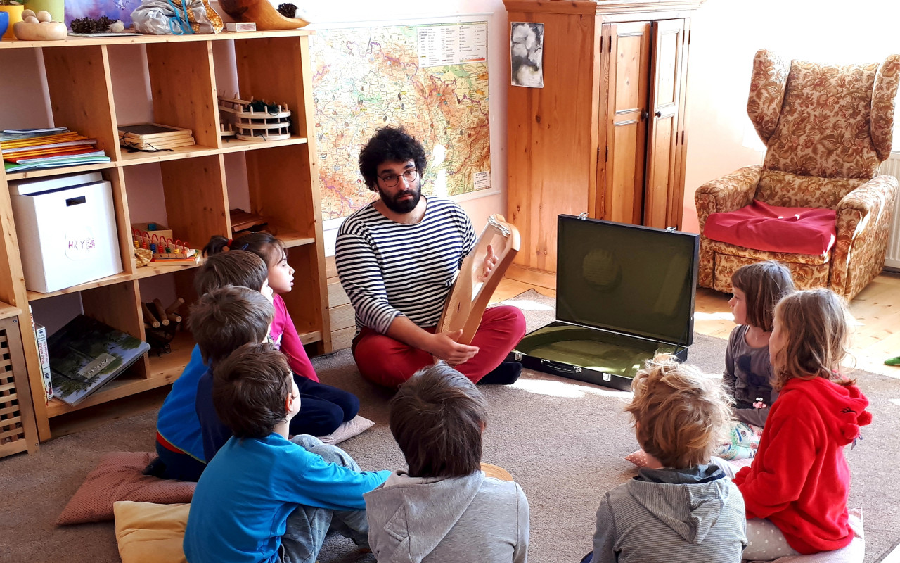 Škola Ratolest - podpora rozvoje komunitní waldorfské malotřídky