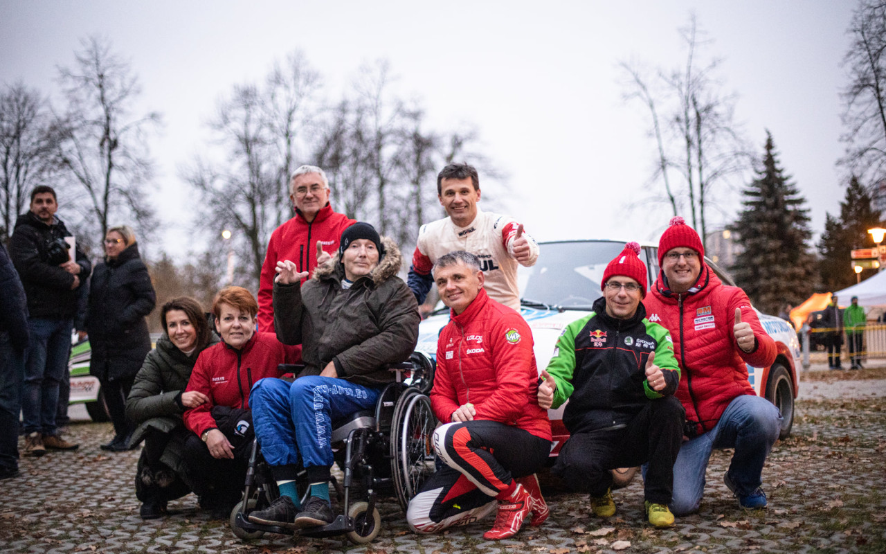 Pomohli jste Rally legendě Petru Grossovi s rychlejším návratem do života. Děkujeme!