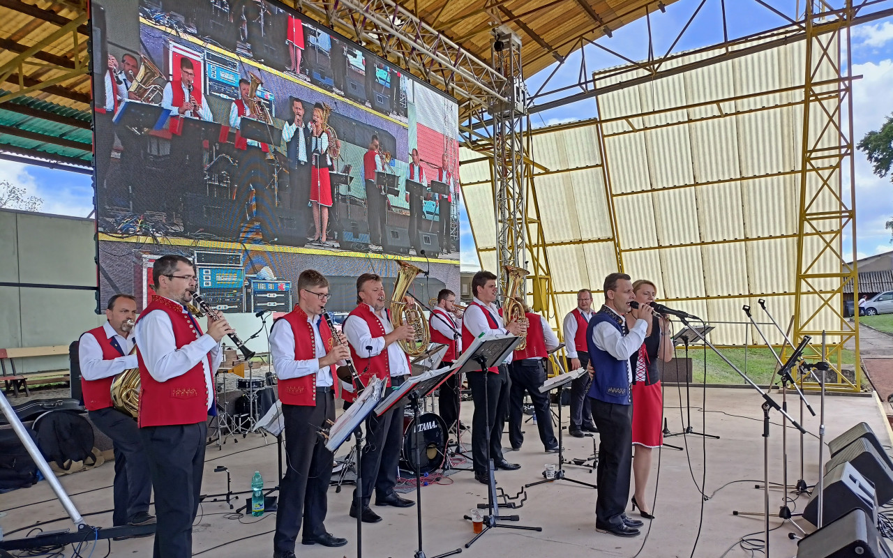BOŽEJÁCI – NOVÉ CD KE 120 LETŮM DECHOVÉ KAPELY