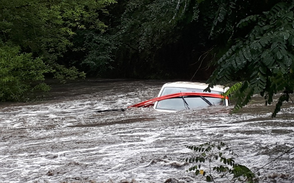 Pořízení nového auta pro rytířský tábor Pamplona
