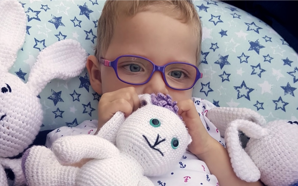 Pomohli jste zaplatit Elišce doplatek na zdravotní židličku