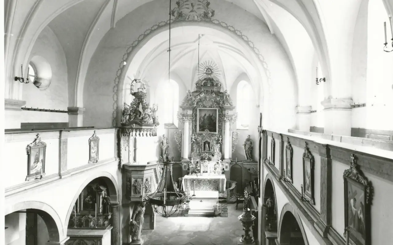 Záchrana nejstaršího kostela Broumovska- kostela Nejsvětější Trojice ve Zdoňově