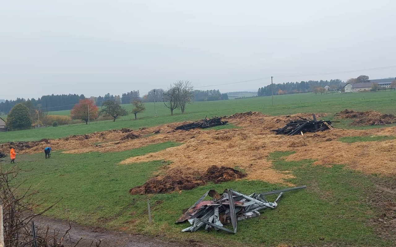Přispěli jste na výstavbu nové stáje pro dobytek po požáru