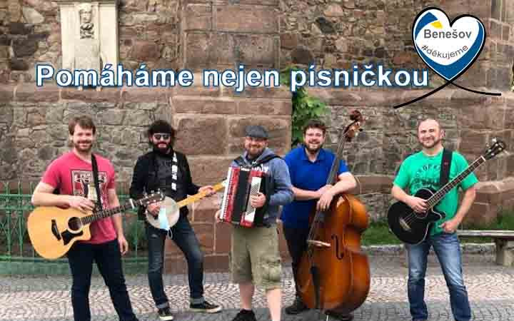 Bezbariérová houpačka pro benešovské hřiště