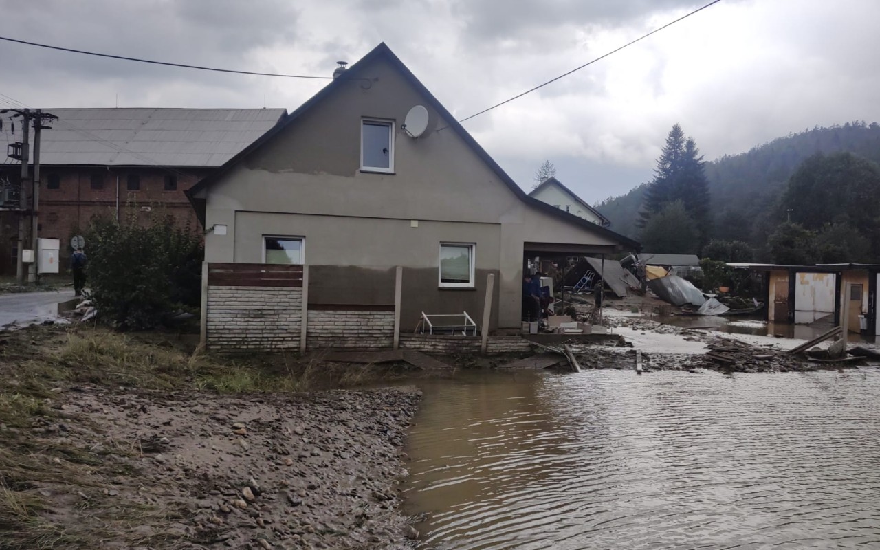 Sbírka pro Tomáše na rekonstrukci domu