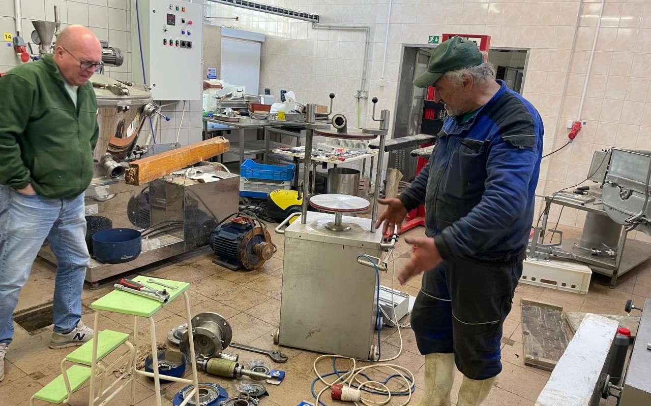 Obnova výrobny potravin Vegetus po povodni v České Vsi