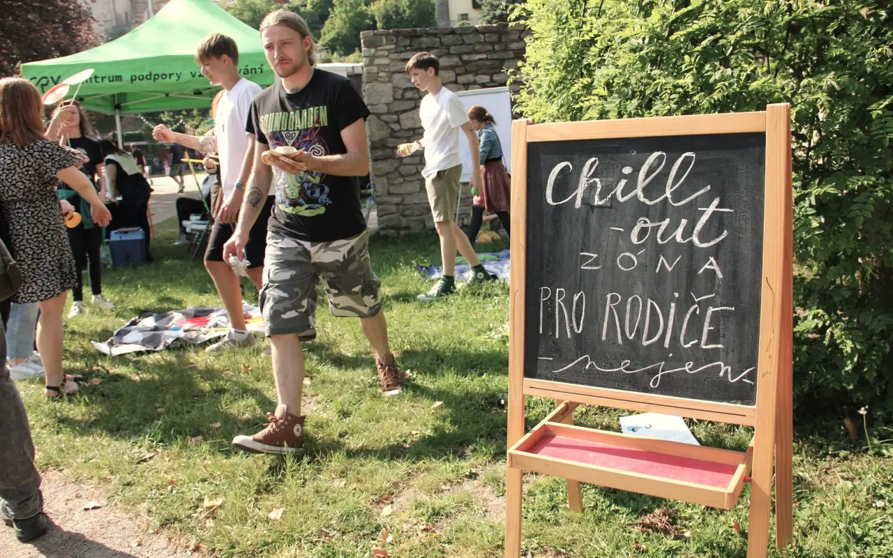 Pomozte nám posílit spolupráci rodičů a škol!