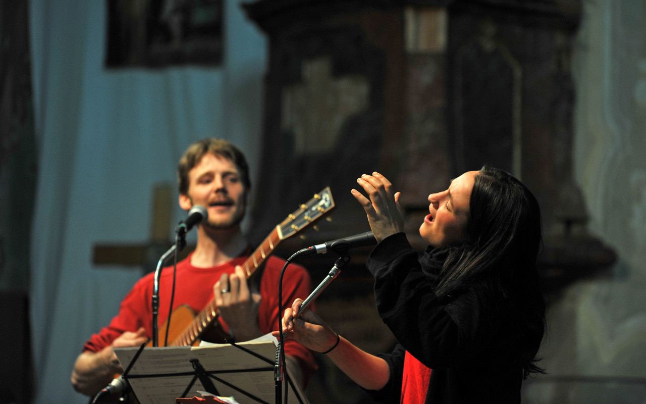 Káznice LIVE - Martina Trchová & Adam Kubát