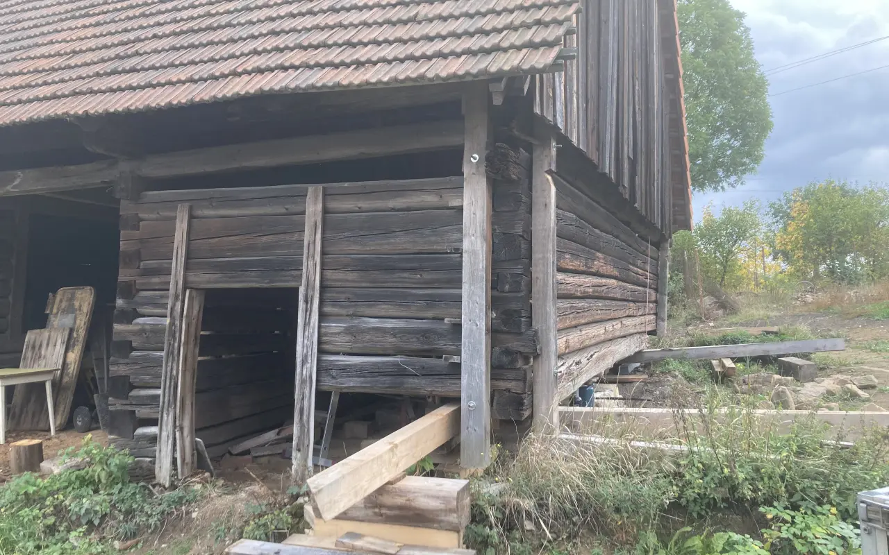 Oprav s námi stodolu v Divosadu