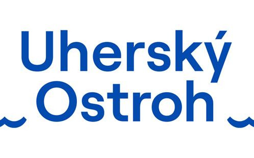 Lavička Zdeňka Galušky v Uherském Ostrohu