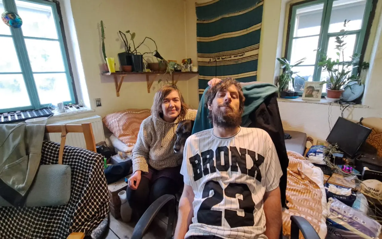 Pomohli jste Mírovi a Petře zůstat doma