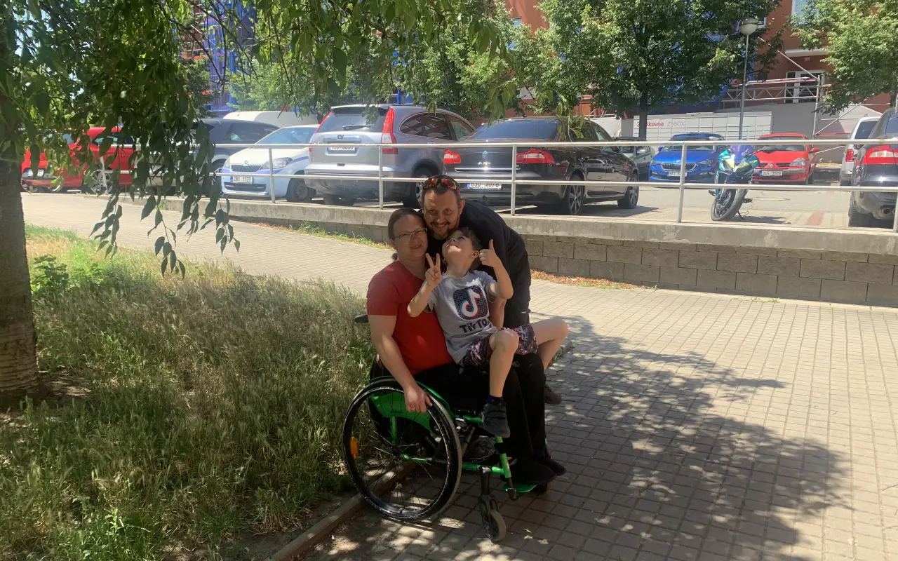 Pomáháme Danke získat auto, které jí vrátí samostatnost