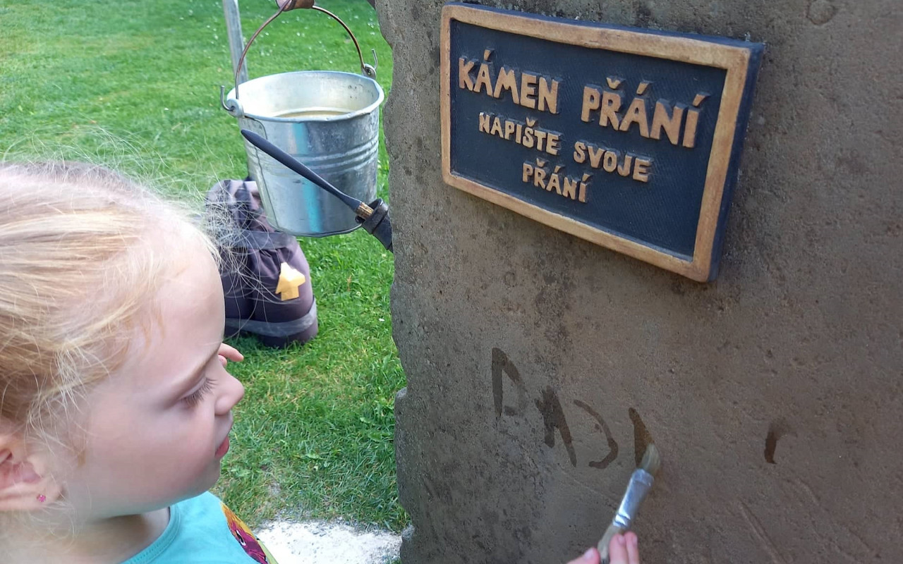 Složili jste se na ortézky pro Danielku