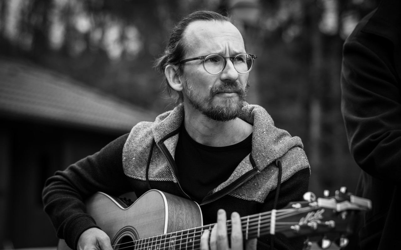 Podpořili jste vydání CD Mordyjé - Mirek Kemel