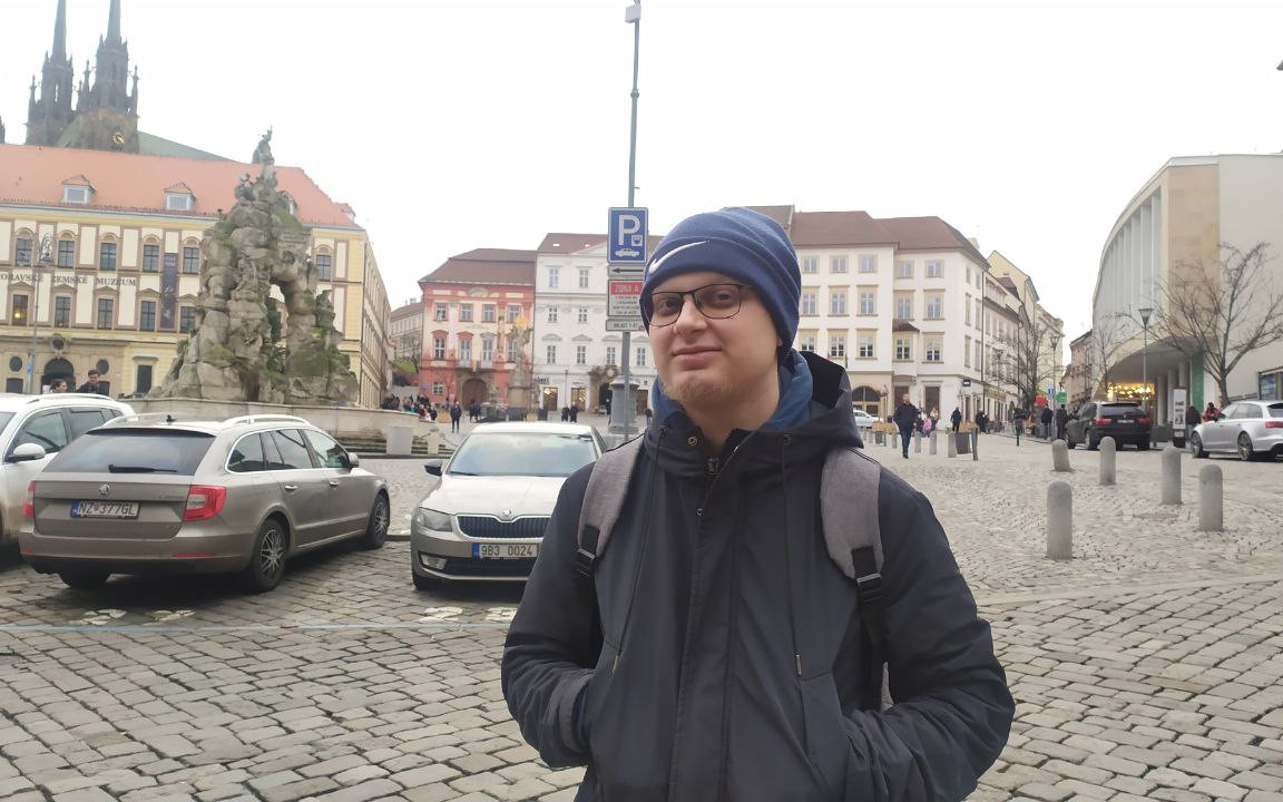 Pomohli jste Yelysejovi