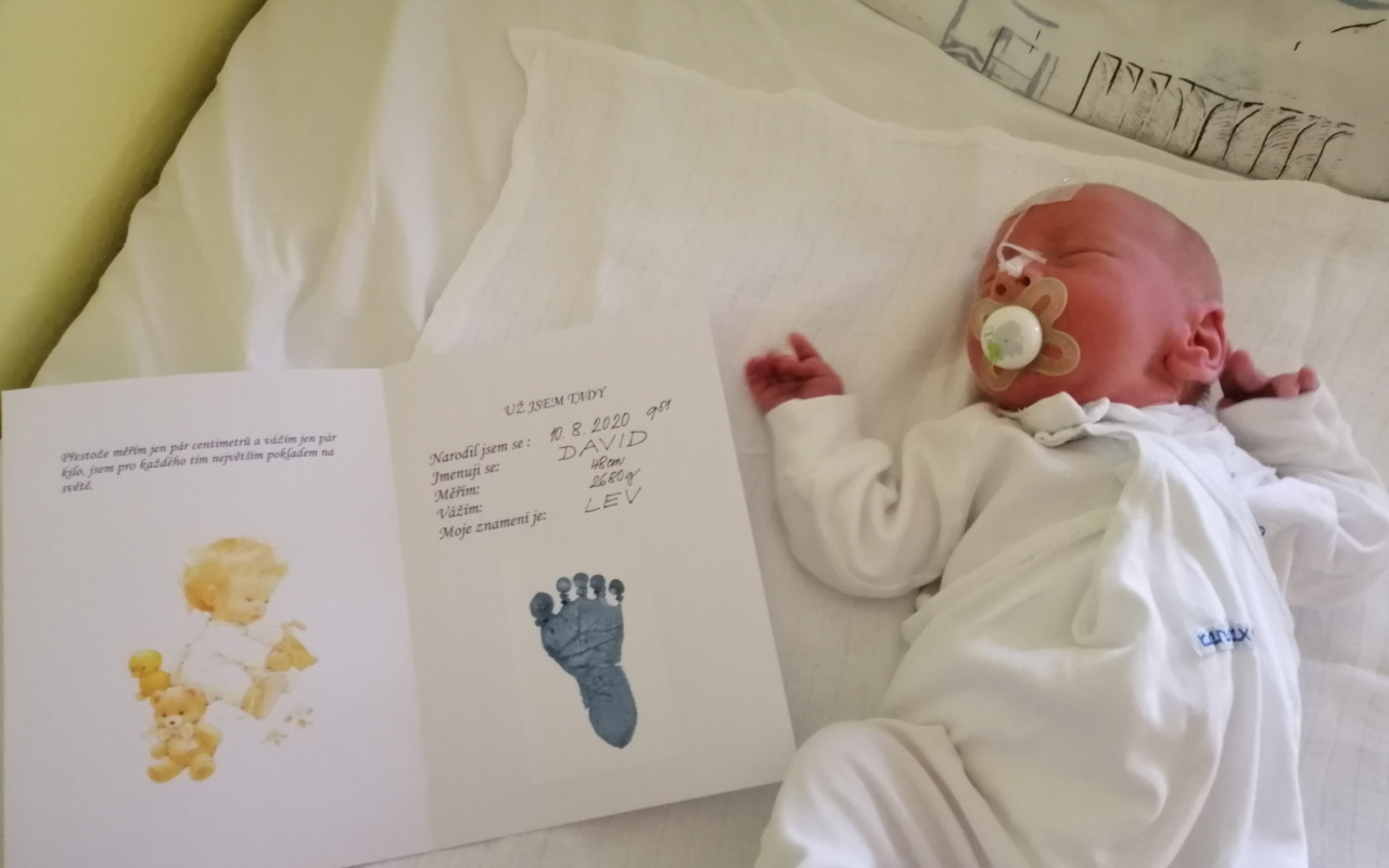 Davídkovi s DMO na auto s velkým kufrem a intenzivní neurorehabilitace