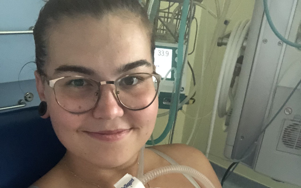 Přispěli jste na koupi auta pro předčasně narozená dvojčátka a jejich malého brášku