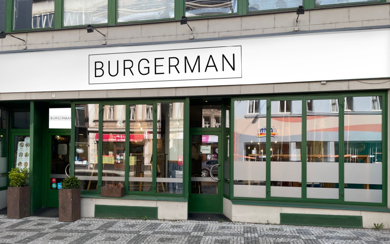 Burgerman, každý den. Na Letné.