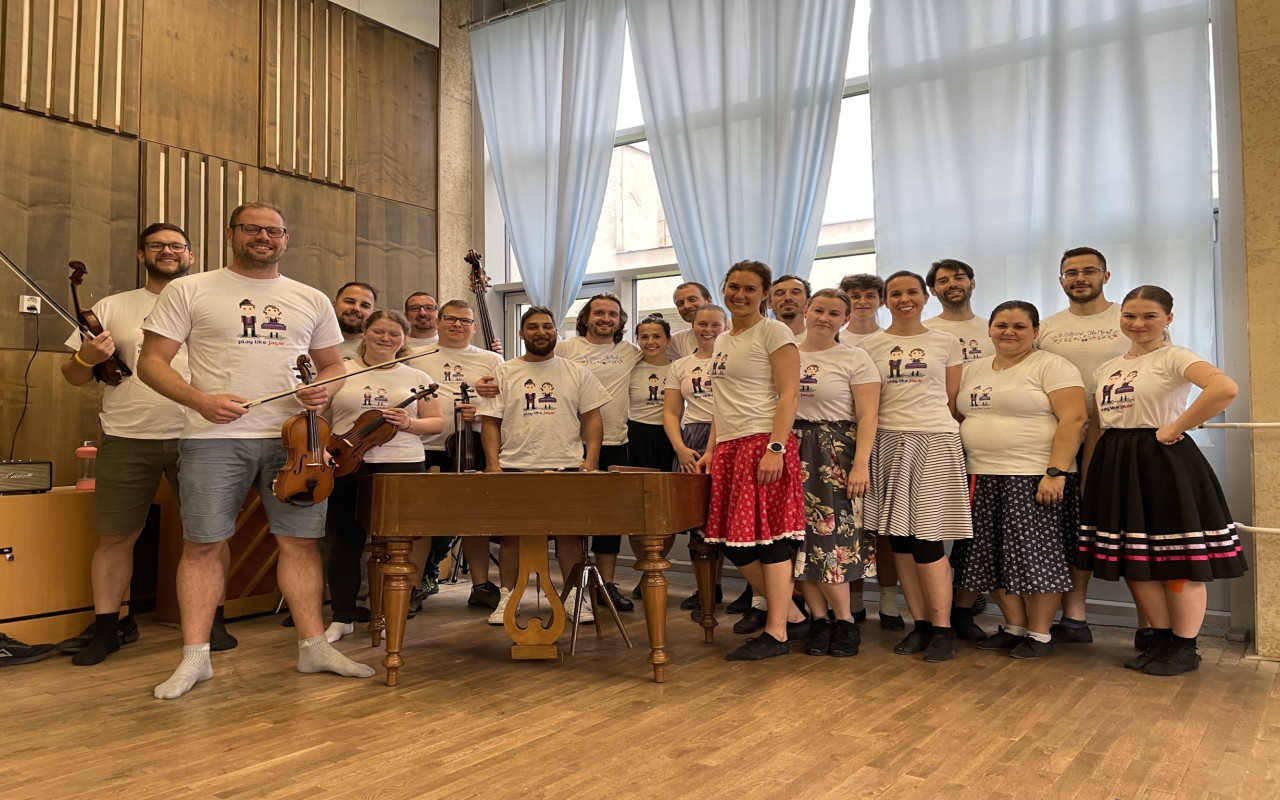 IV. Folklorní (Ne)Fest - 3.6. Havířov - U Letního kina (FK Gascontrol)