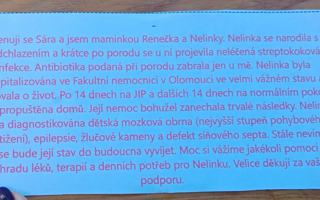 Pomoc pro Nelinku: terapie a pomůcky pro holčičku s dětskou mozkovou obrnou