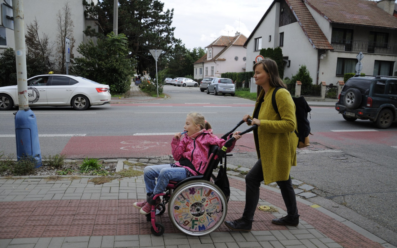 Pomozte nám pořídit auto pro homesharing