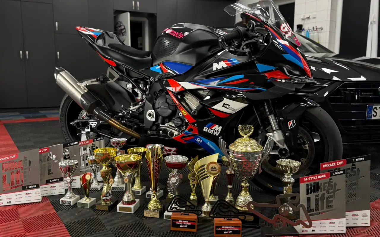 Podpořte Auto/Moto Club PickMe a získejte od nás nové auto nebo motorku!