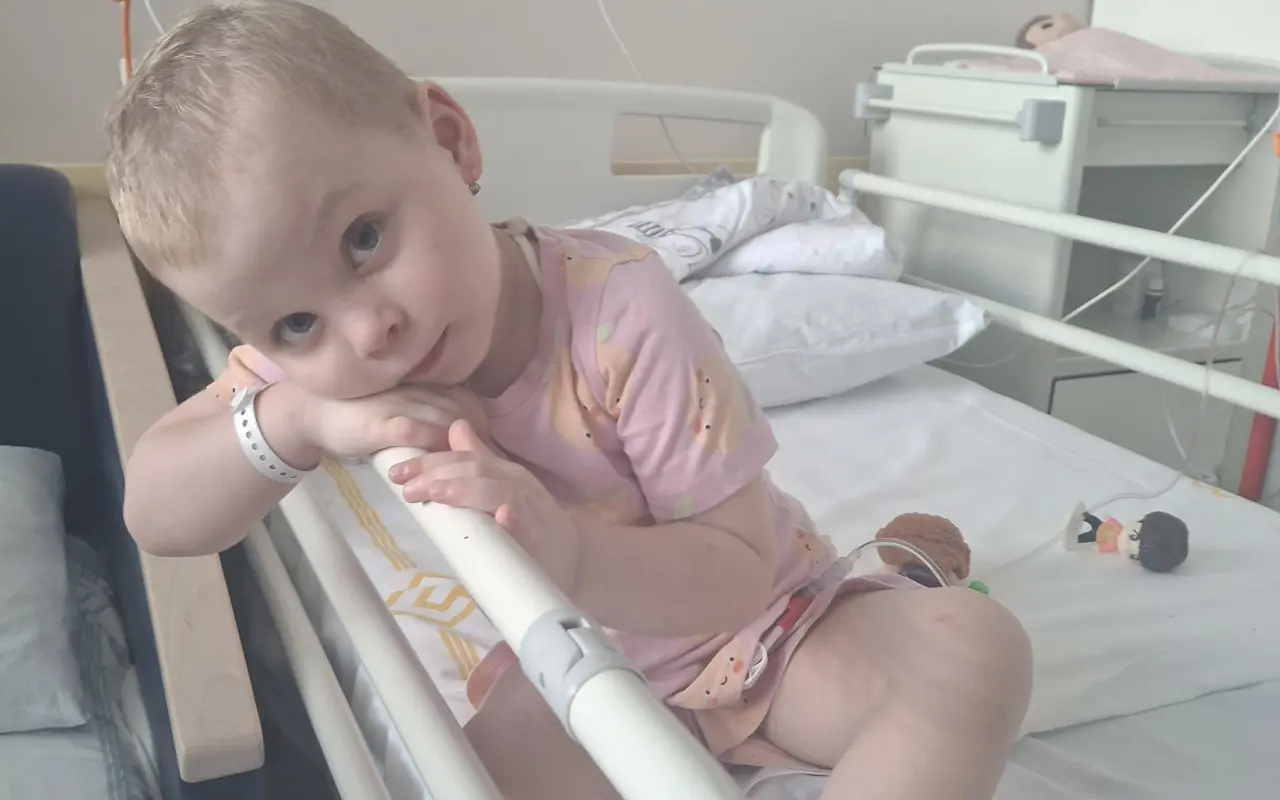 Pomozte tříleté Natálce a její rodině v boji s leukémií