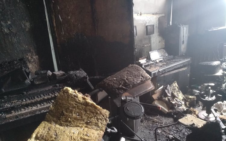 Petrovi shořel skoro celý byt, pomozme rodině s rekonstrukcí