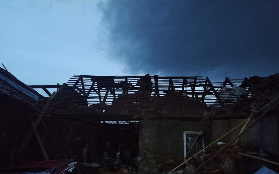Pomohli jste Havigerovým, kterým domov vzalo tornádo