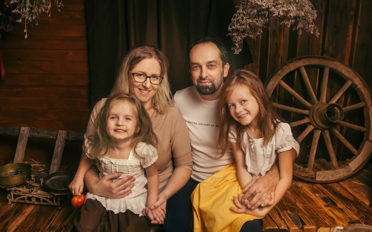 Pomohli jste holčičkám, které zažily tornádo a teď ještě ztratily tátu