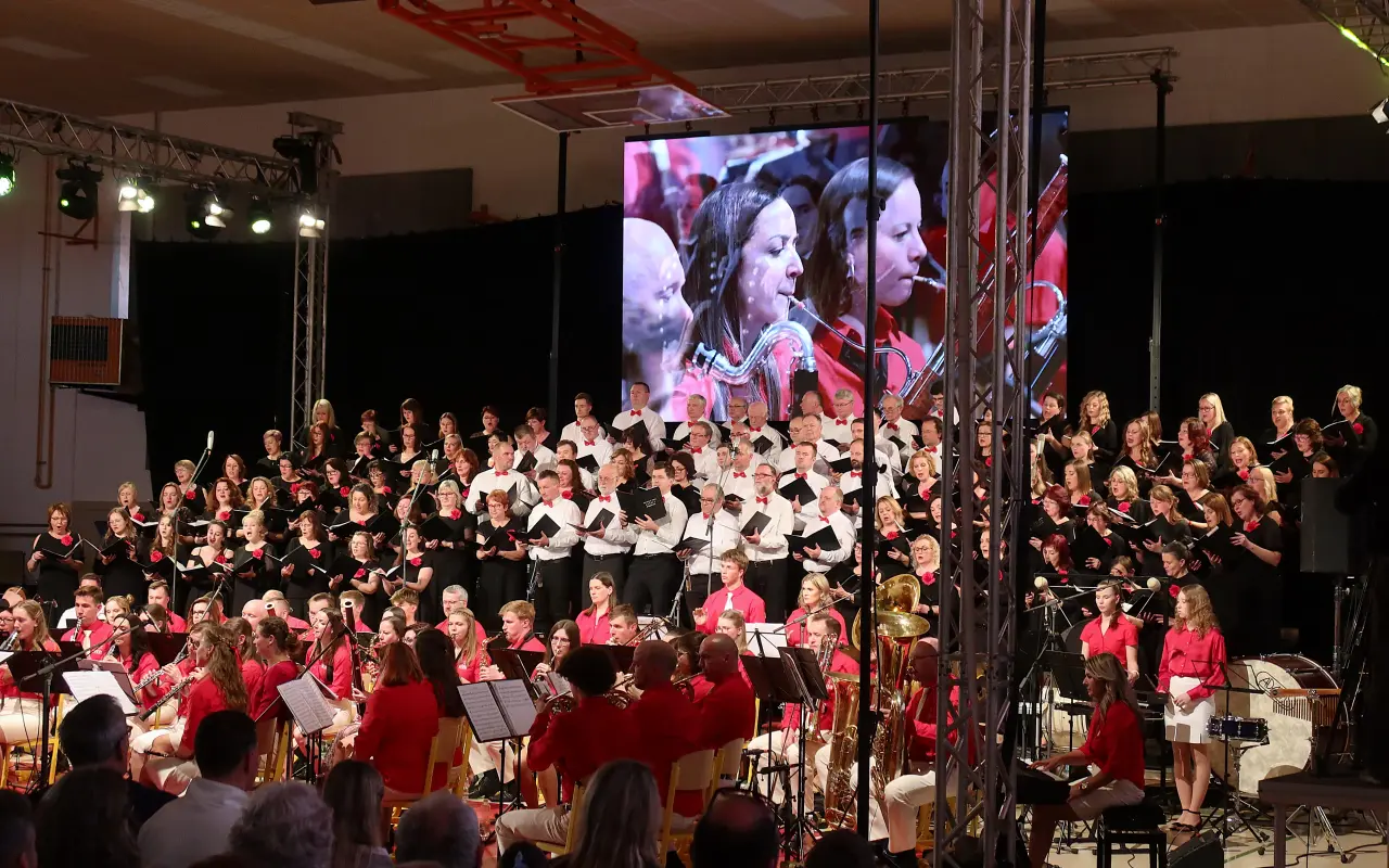 Dechový orchestr jede na soutěž do Číny