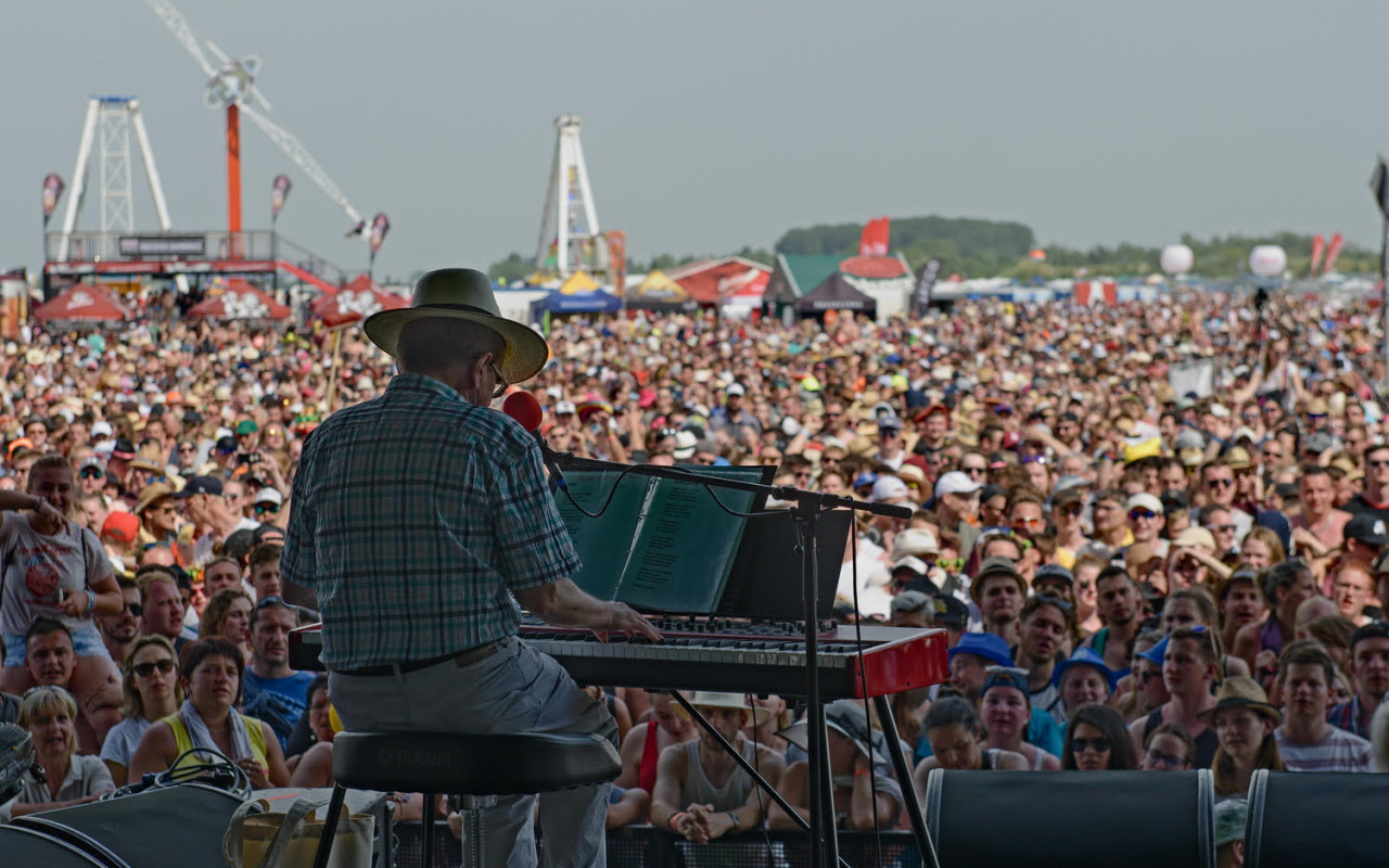 Festival Votvírák online a pro dobrou věc