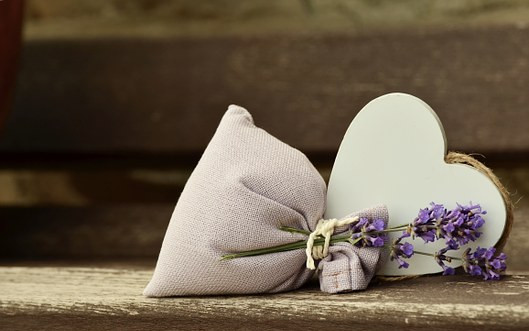 DecorEn - s radostí spojujeme kreativní lidi v šicí dílně