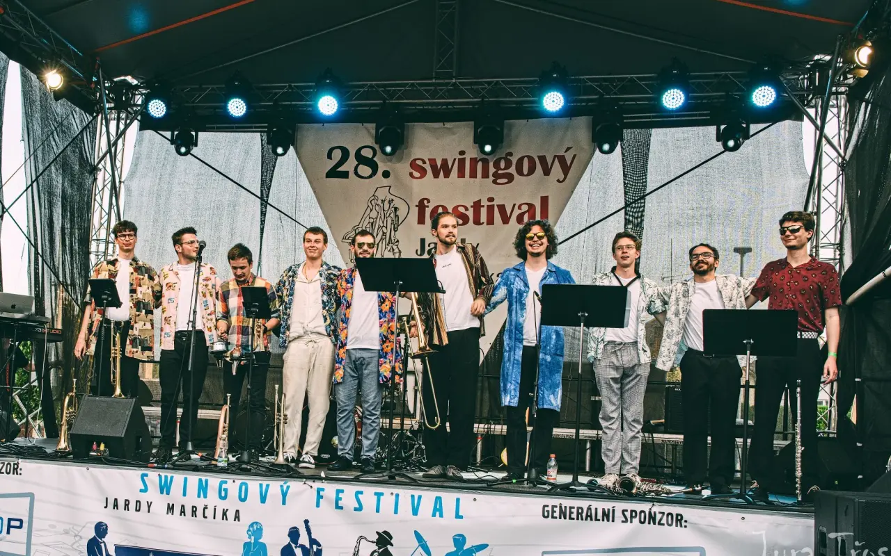 Vydáváme debutové album Kindergarten of Eden!