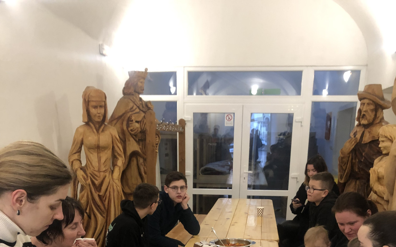 Pomohli jste odvézt ukrajinské rodiny do bezpečí. Děkujeme!