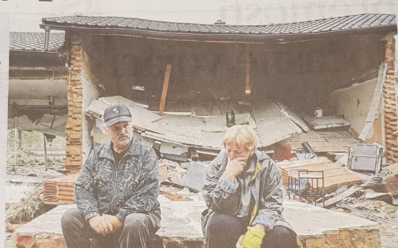 Pomohli jste seniorům, kterým vzala voda úplně všechno