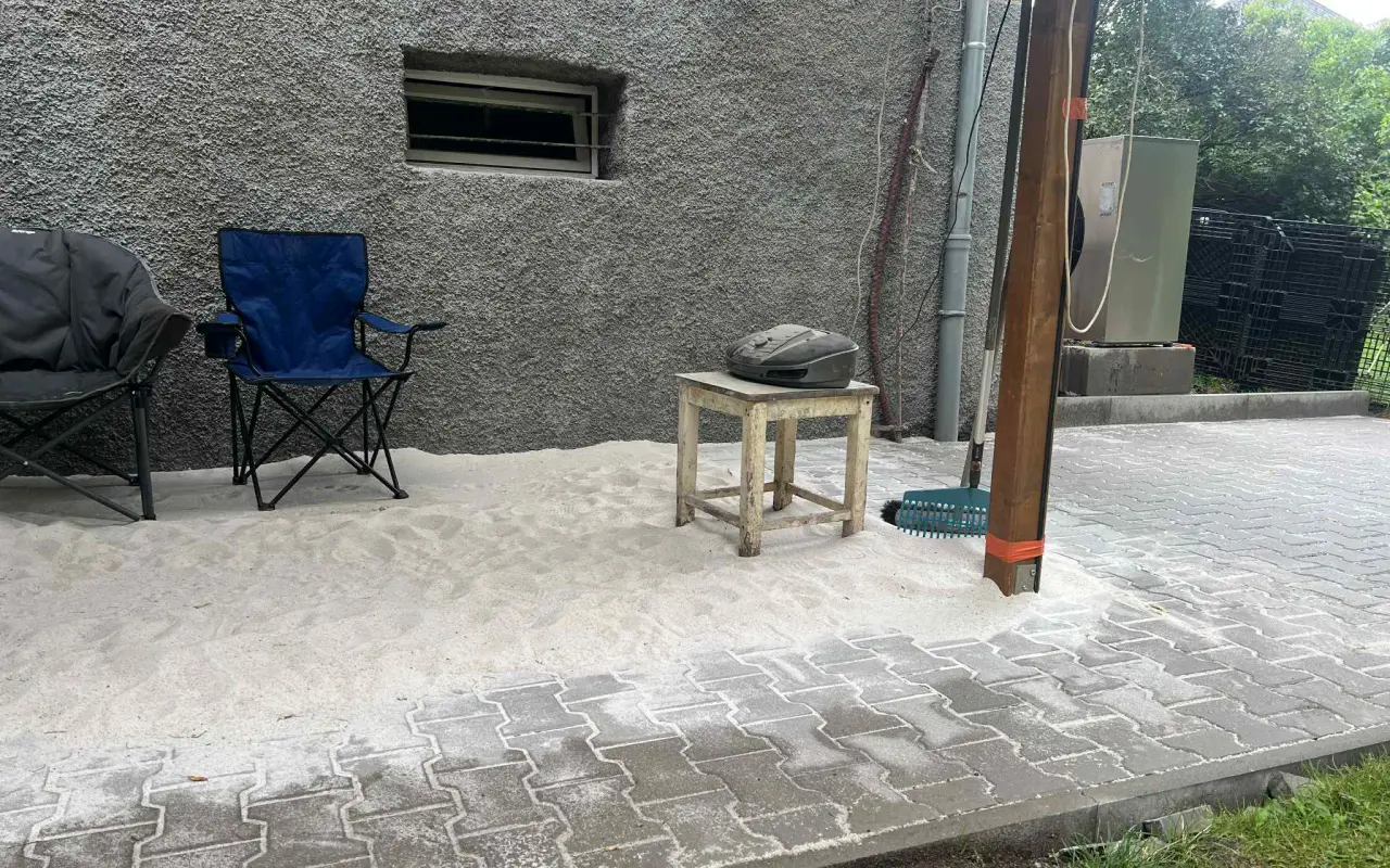 Pomozte Míle a jejím pejskům vrátit volnost pohybu!