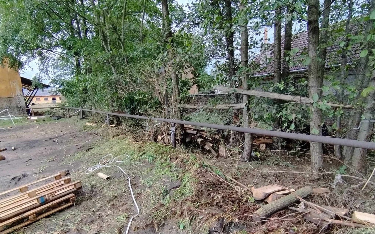 Pomohli jste naléhavé žádosti o pomoc pro koně zasažené povodní