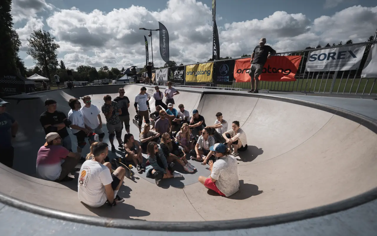 Postavte s námi kryté surfskate sportoviště