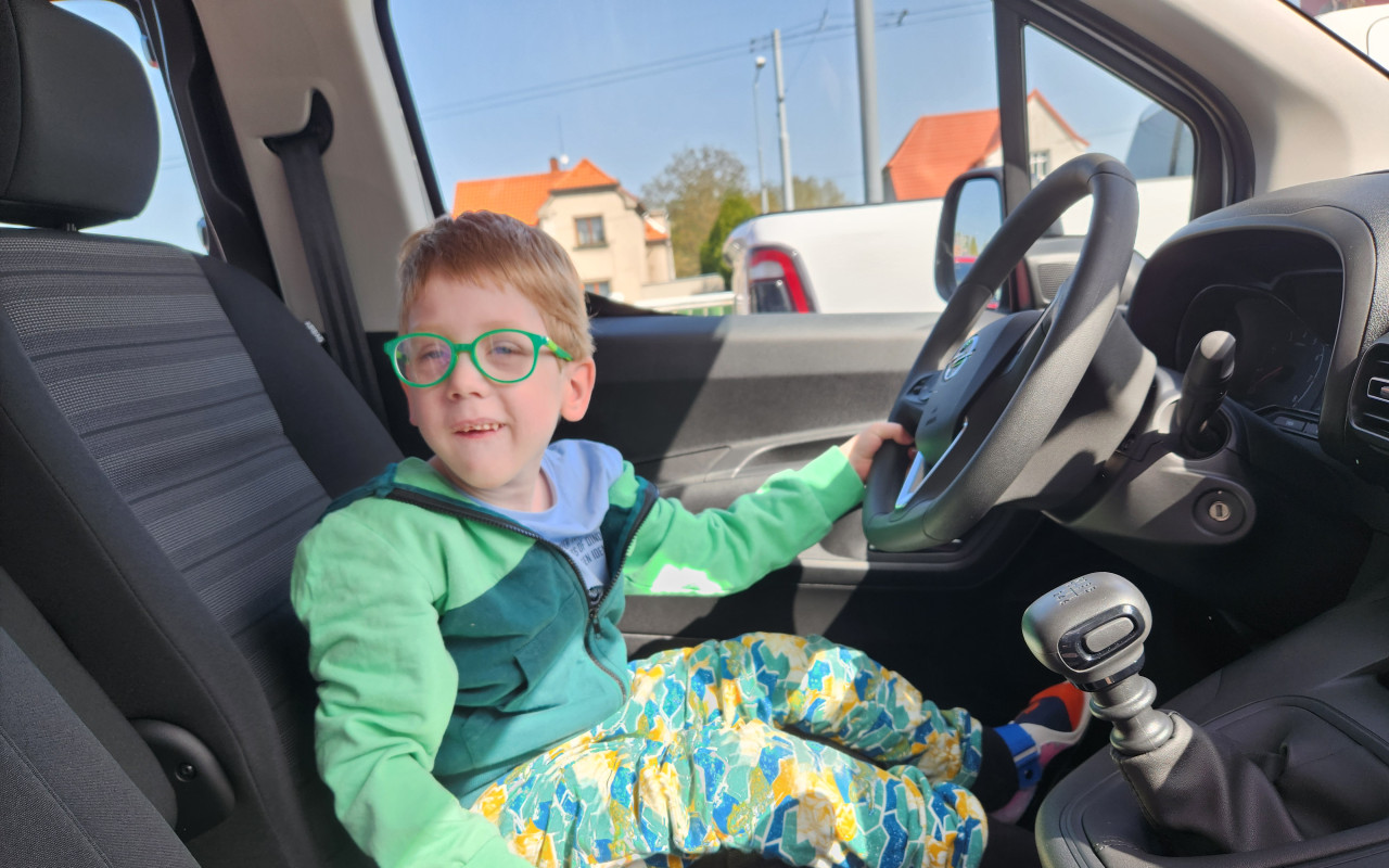 Nové auto pro koumáka Samíka