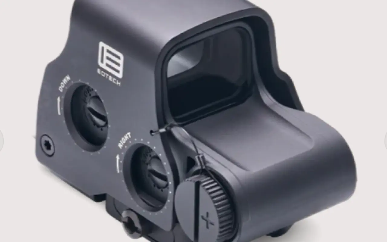 Pomohli jste veliteli jednotky 46. brigády získat vybavení EOTech