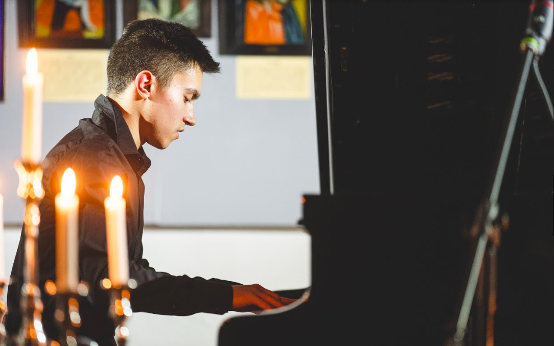 Podpořme s Pavlem Vondráčkem Český červený kříž a Život 90 #kulturažije
